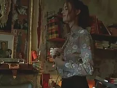 Sıcak ve türkçe gerçek porno büyük siyah horoz,