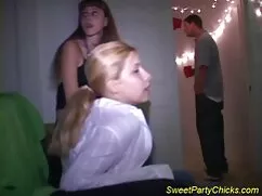 çok sıcak duş gerçek gizli çekim porno sahnesi