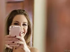 Squirt gerçek yerli porno ve arkadaşlarınızı öğrenin!